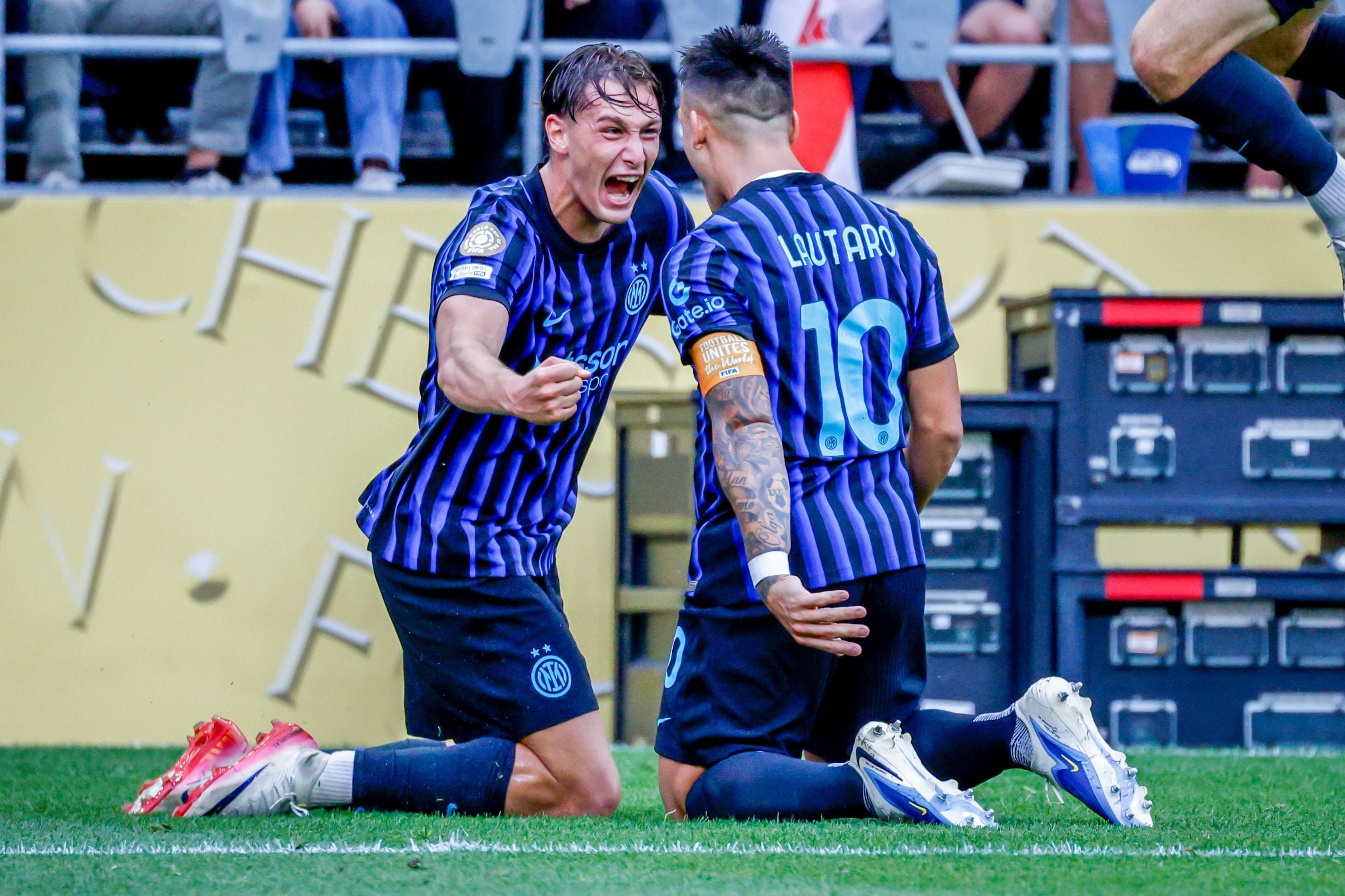 国际米兰发布备战花絮,集结日手感冰凉,荷甲任务艰巨,球探报告显示潜力 国际米兰发布备战花絮,集结日手感冰凉,荷甲任务艰巨,球探报告显示潜力